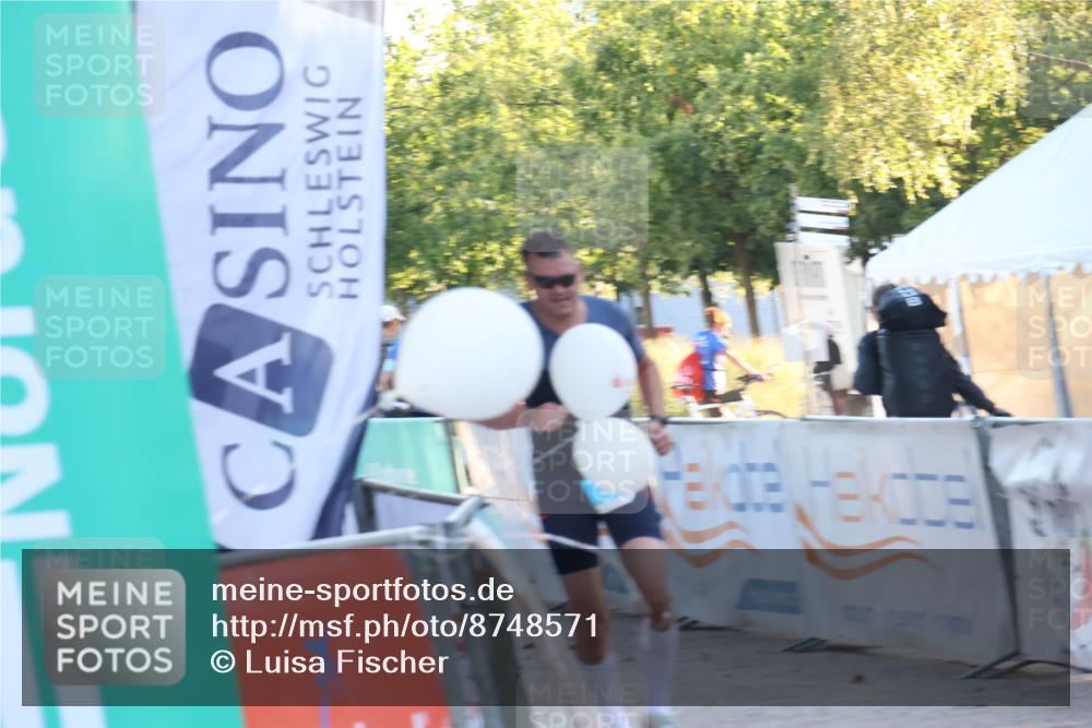 07.09.2025 - 19. Norderstedt Triathlon Luisa Fischer http://msf.ph/oto/8748571 07.09.2025 17:48:43 Ziel 371 meine-sportfotos.de