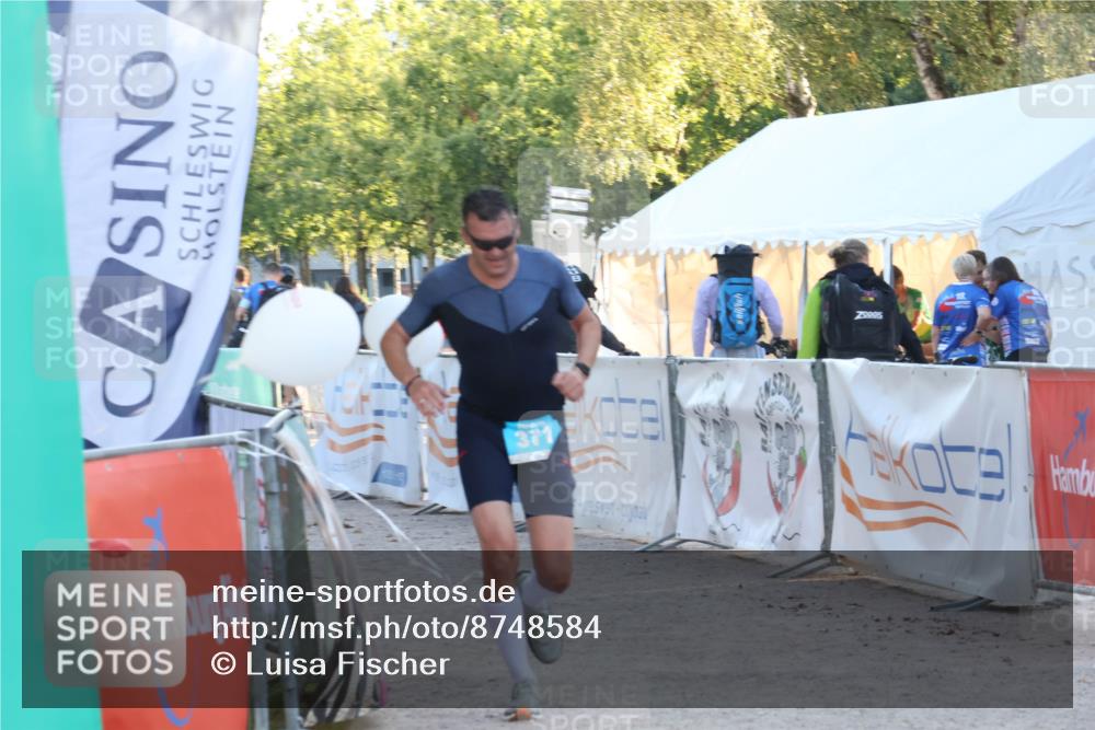 07.09.2025 - 19. Norderstedt Triathlon Luisa Fischer http://msf.ph/oto/8748584 07.09.2025 17:48:44 Ziel 371 meine-sportfotos.de
