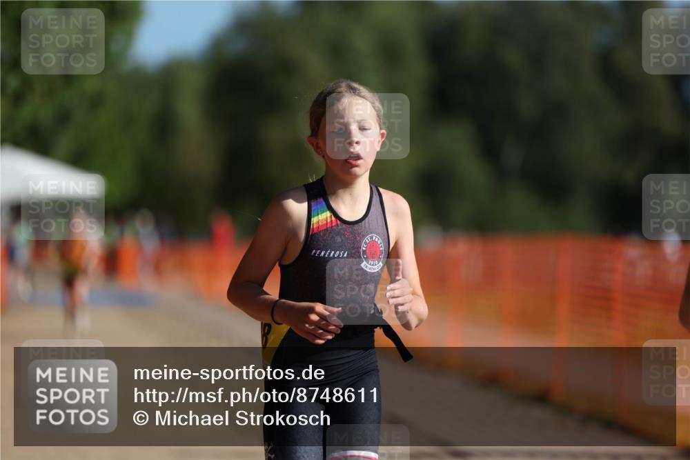 07.09.2025 - 19. Norderstedt Triathlon Michael Strokosch http://msf.ph/oto/8748611 07.09.2025 09:47:05 Laufen 602, 606, 608, 615 meine-sportfotos.de