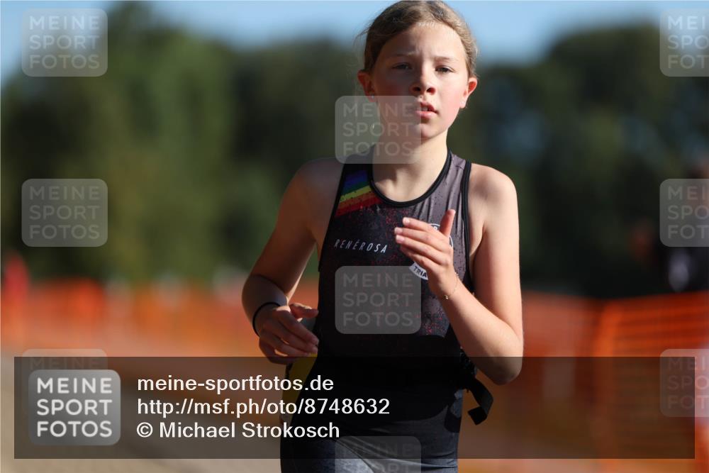 07.09.2025 - 19. Norderstedt Triathlon Michael Strokosch http://msf.ph/oto/8748632 07.09.2025 09:47:06 Laufen 602, 606, 608 meine-sportfotos.de