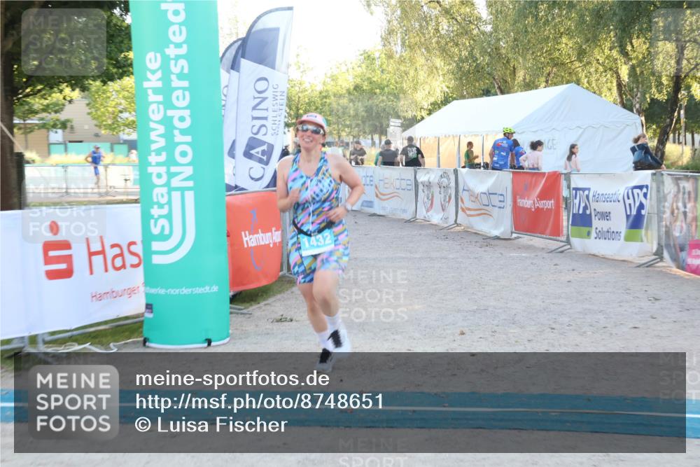 07.09.2025 - 19. Norderstedt Triathlon Luisa Fischer http://msf.ph/oto/8748651 07.09.2025 17:49:36 Ziel 1432 meine-sportfotos.de