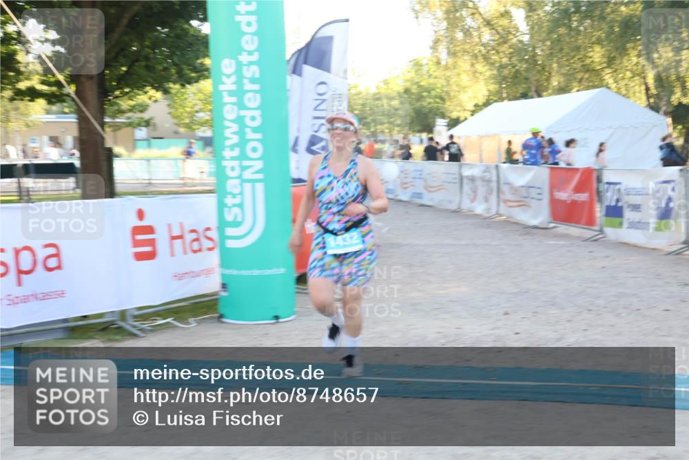 07.09.2025 - 19. Norderstedt Triathlon Luisa Fischer http://msf.ph/oto/8748657 07.09.2025 17:49:37 Ziel 1432 meine-sportfotos.de