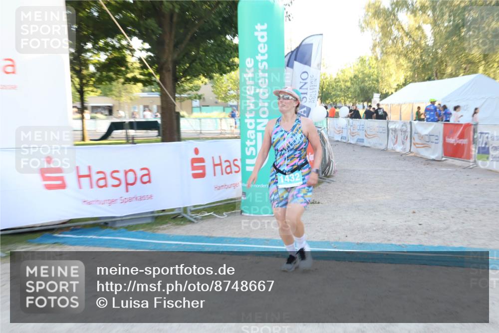 07.09.2025 - 19. Norderstedt Triathlon Luisa Fischer http://msf.ph/oto/8748667 07.09.2025 17:49:37 Ziel 1432 meine-sportfotos.de