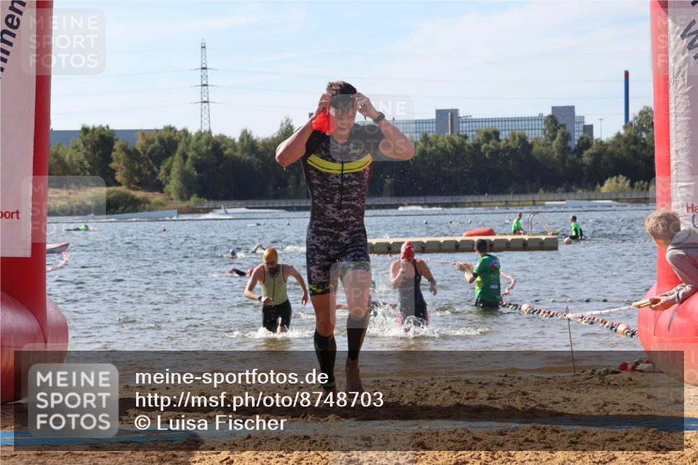 07.09.2025 - 19. Norderstedt Triathlon Luisa Fischer http://msf.ph/oto/8748703 07.09.2025 10:53:24 Schwimmen 196, 1175, 1186, 1193 meine-sportfotos.de