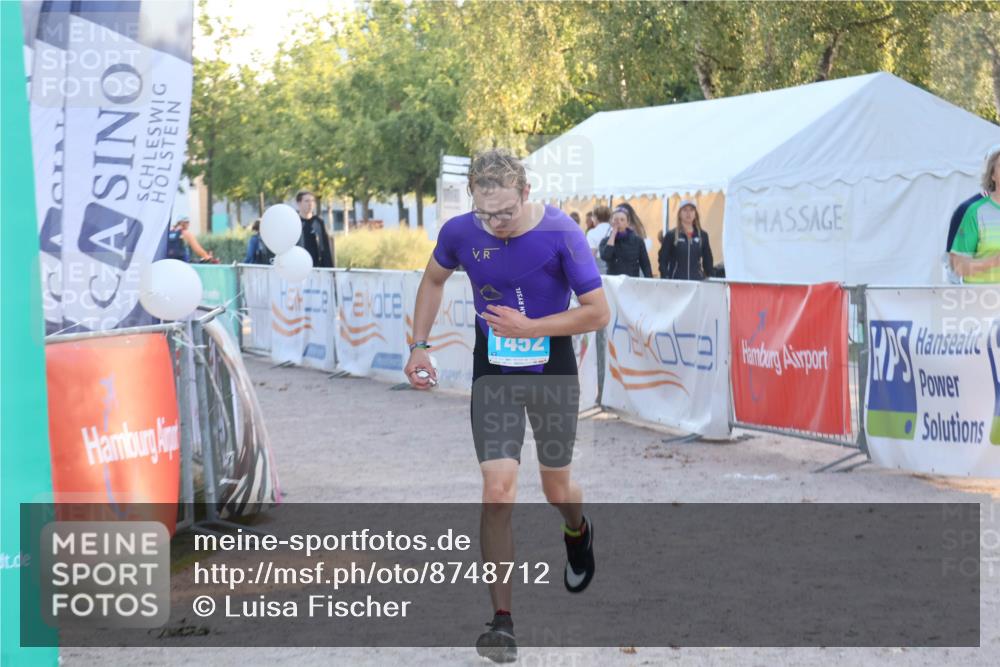 07.09.2025 - 19. Norderstedt Triathlon Luisa Fischer http://msf.ph/oto/8748712 07.09.2025 17:58:42 Ziel 1452 meine-sportfotos.de