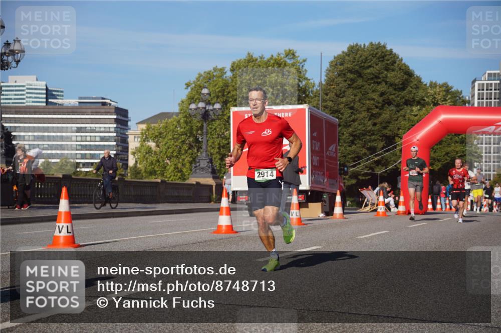 07.09.2025 - BARMER Alsterlauf Yannick Fuchs http://msf.ph/oto/8748713 07.09.2025 09:33:27 Laufen 2914, 235 meine-sportfotos.de