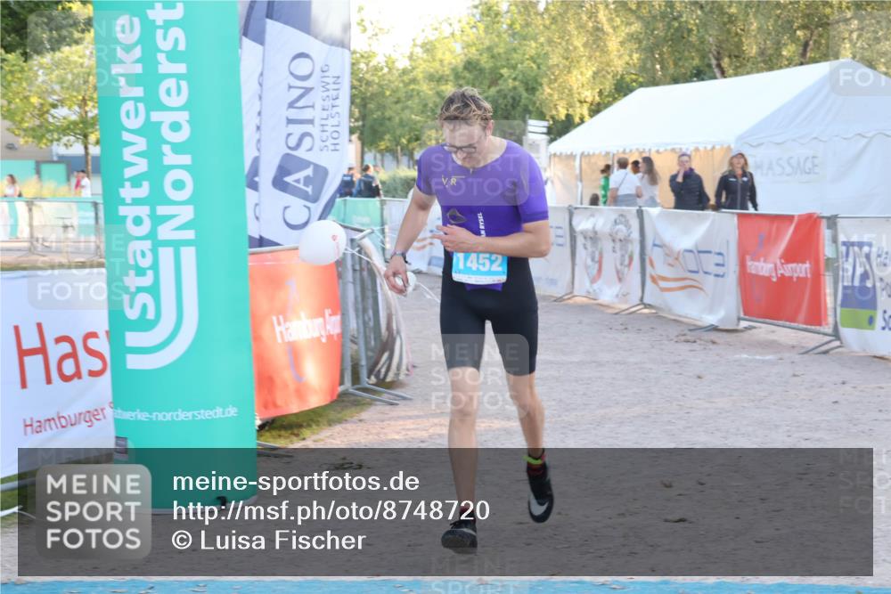 07.09.2025 - 19. Norderstedt Triathlon Luisa Fischer http://msf.ph/oto/8748720 07.09.2025 17:58:43 Ziel 1452 meine-sportfotos.de