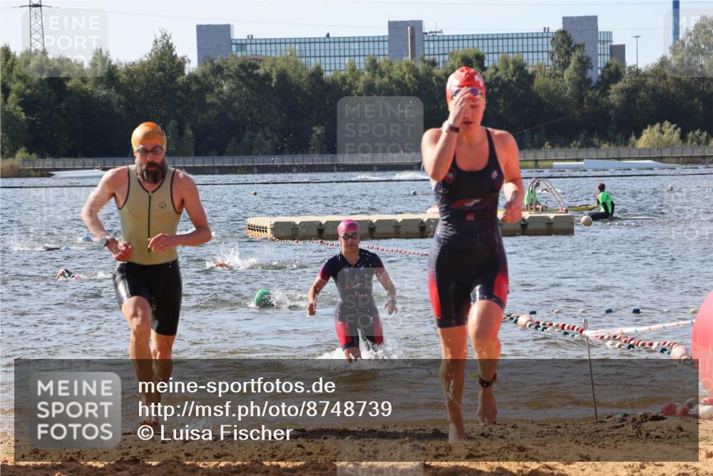 07.09.2025 - 19. Norderstedt Triathlon Luisa Fischer http://msf.ph/oto/8748739 07.09.2025 10:53:27 Schwimmen 196, 1175, 1177, 1186, 1193 meine-sportfotos.de