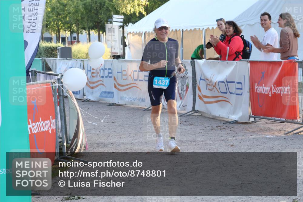 07.09.2025 - 19. Norderstedt Triathlon Luisa Fischer http://msf.ph/oto/8748801 07.09.2025 18:08:52 Ziel 1437 meine-sportfotos.de