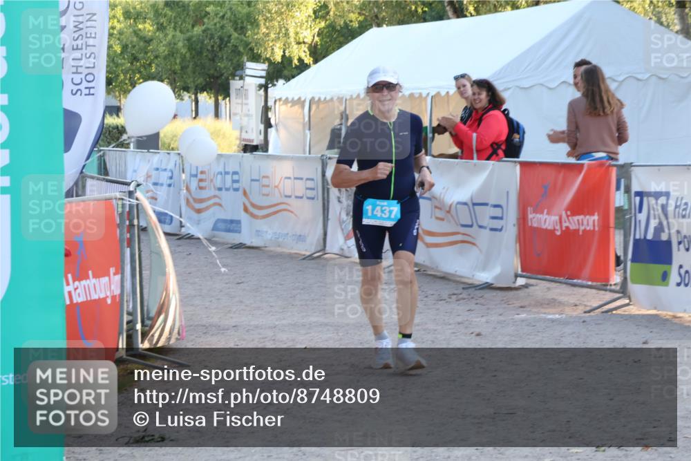 07.09.2025 - 19. Norderstedt Triathlon Luisa Fischer http://msf.ph/oto/8748809 07.09.2025 18:08:53 Ziel 1437 meine-sportfotos.de