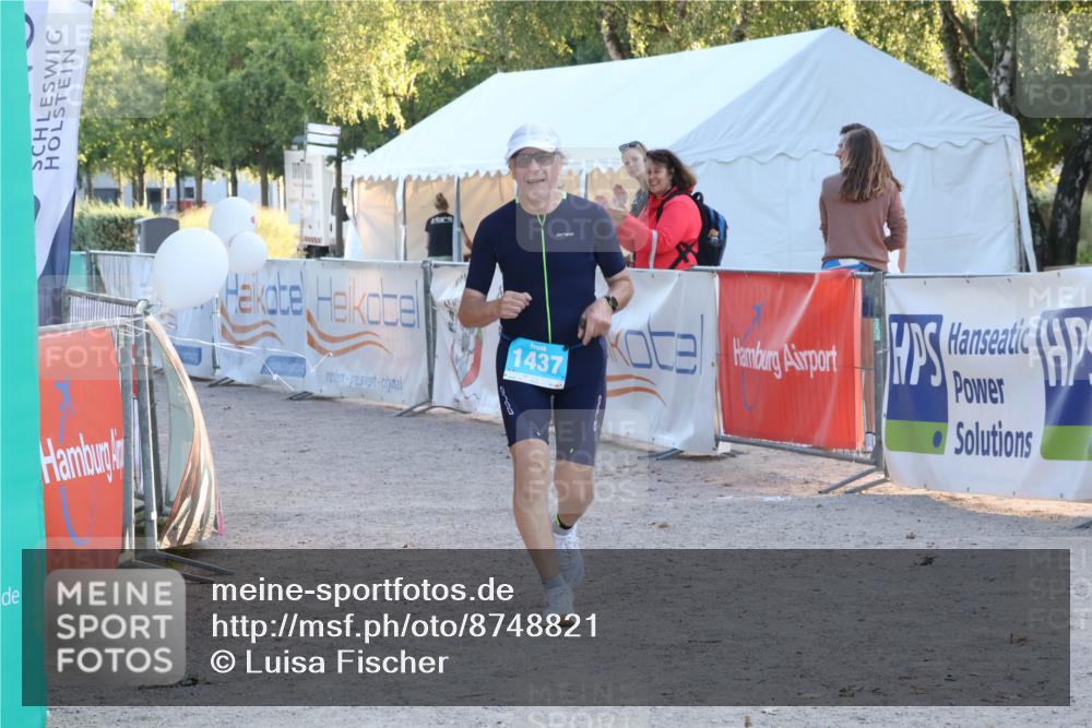 07.09.2025 - 19. Norderstedt Triathlon Luisa Fischer http://msf.ph/oto/8748821 07.09.2025 18:08:53 Ziel 1437 meine-sportfotos.de