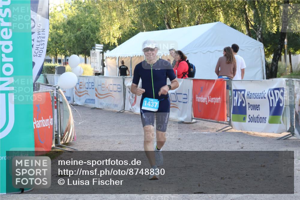 07.09.2025 - 19. Norderstedt Triathlon Luisa Fischer http://msf.ph/oto/8748830 07.09.2025 18:08:54 Ziel 1437 meine-sportfotos.de