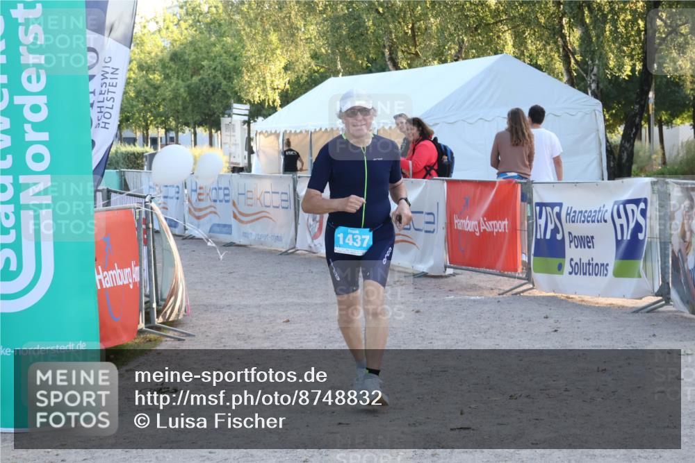 07.09.2025 - 19. Norderstedt Triathlon Luisa Fischer http://msf.ph/oto/8748832 07.09.2025 18:08:54 Ziel 1437 meine-sportfotos.de