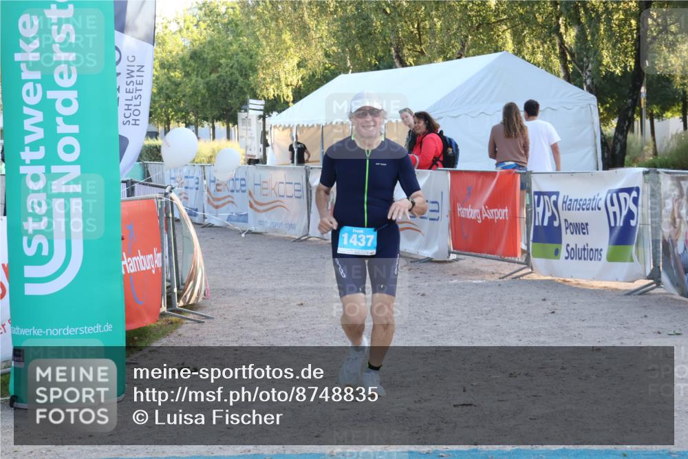 07.09.2025 - 19. Norderstedt Triathlon Luisa Fischer http://msf.ph/oto/8748835 07.09.2025 18:08:54 Ziel 1437 meine-sportfotos.de