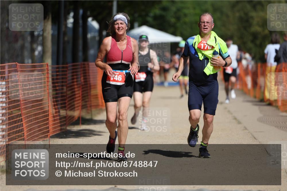 07.09.2025 - 19. Norderstedt Triathlon Michael Strokosch http://msf.ph/oto/8748847 07.09.2025 12:40:33 Laufen 146, 170, 830, 1288 meine-sportfotos.de