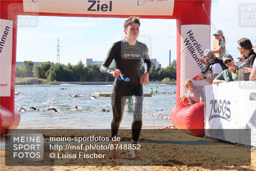 07.09.2025 - 19. Norderstedt Triathlon Luisa Fischer http://msf.ph/oto/8748852 07.09.2025 10:54:09 Schwimmen 1199, 1313 meine-sportfotos.de