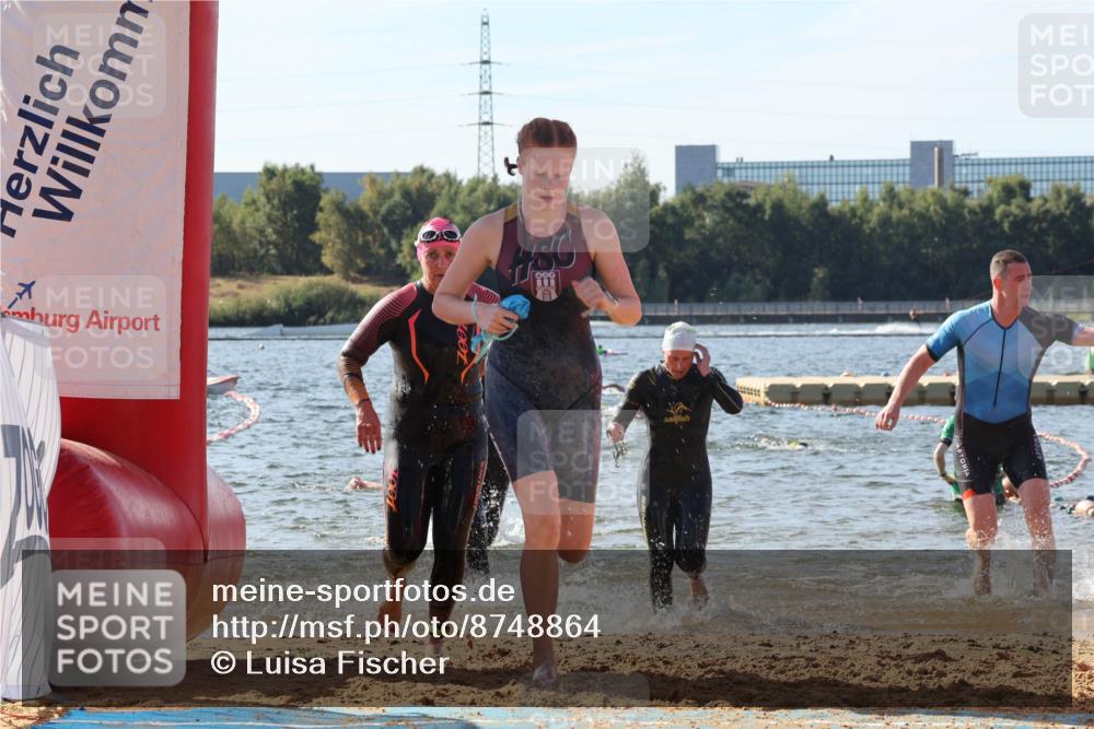 07.09.2025 - 19. Norderstedt Triathlon Luisa Fischer http://msf.ph/oto/8748864 07.09.2025 10:54:20 Schwimmen 199, 734, 770, 1182, 1187, 1199, 1200 meine-sportfotos.de