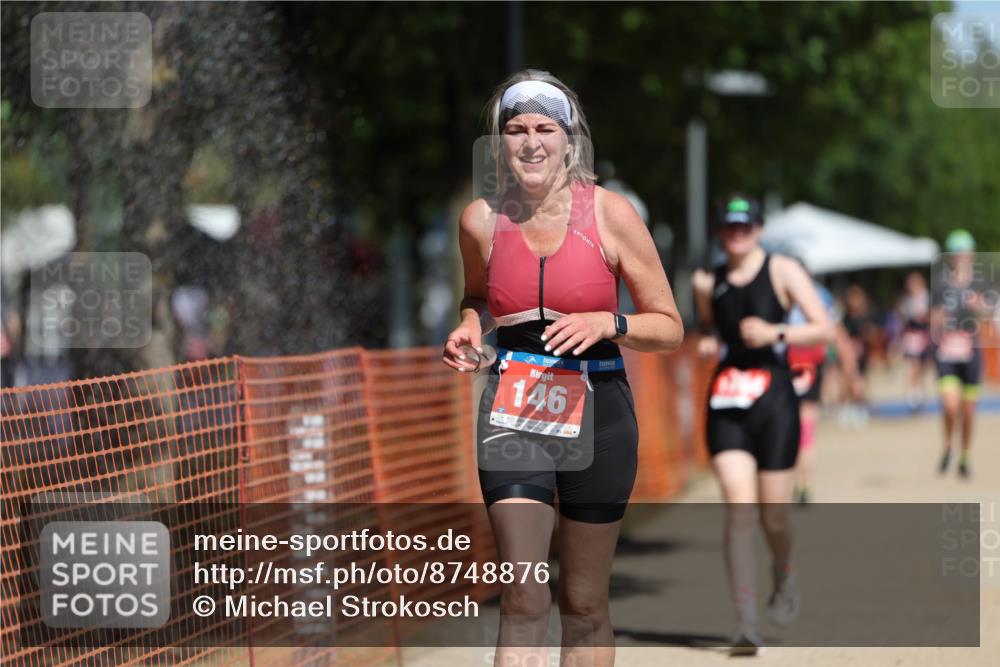 07.09.2025 - 19. Norderstedt Triathlon Michael Strokosch http://msf.ph/oto/8748876 07.09.2025 12:40:36 Laufen 146, 170, 709, 1288 meine-sportfotos.de