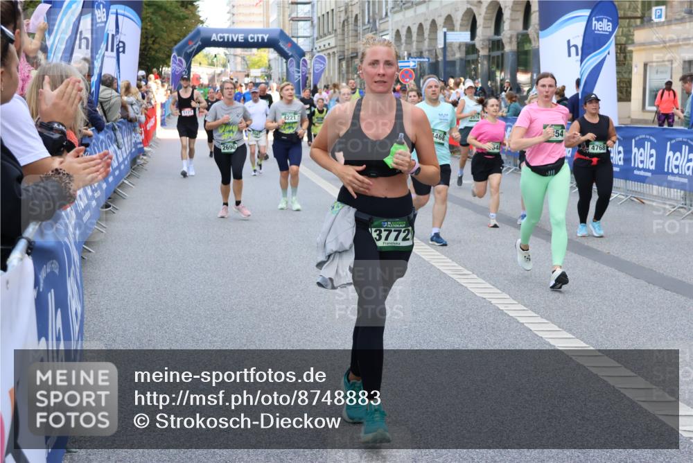 07.09.2025 - BARMER Alsterlauf Strokosch-Dieckow http://msf.ph/oto/8748883 07.09.2025 10:16:15 Ziel 2114, 2431, 2857, 3011, 3127, 3808, 3933, 4047, 4154, 4495, 4497, 4534, 4673, 4674, 5163, 5261, 5597, 5936, 6110, 8361, 8433 meine-sportfotos.de