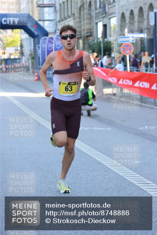 07.09.2025 - BARMER Alsterlauf Strokosch-Dieckow http://msf.ph/oto/8748886 07.09.2025 11:11:18 Ziel  meine-sportfotos.de