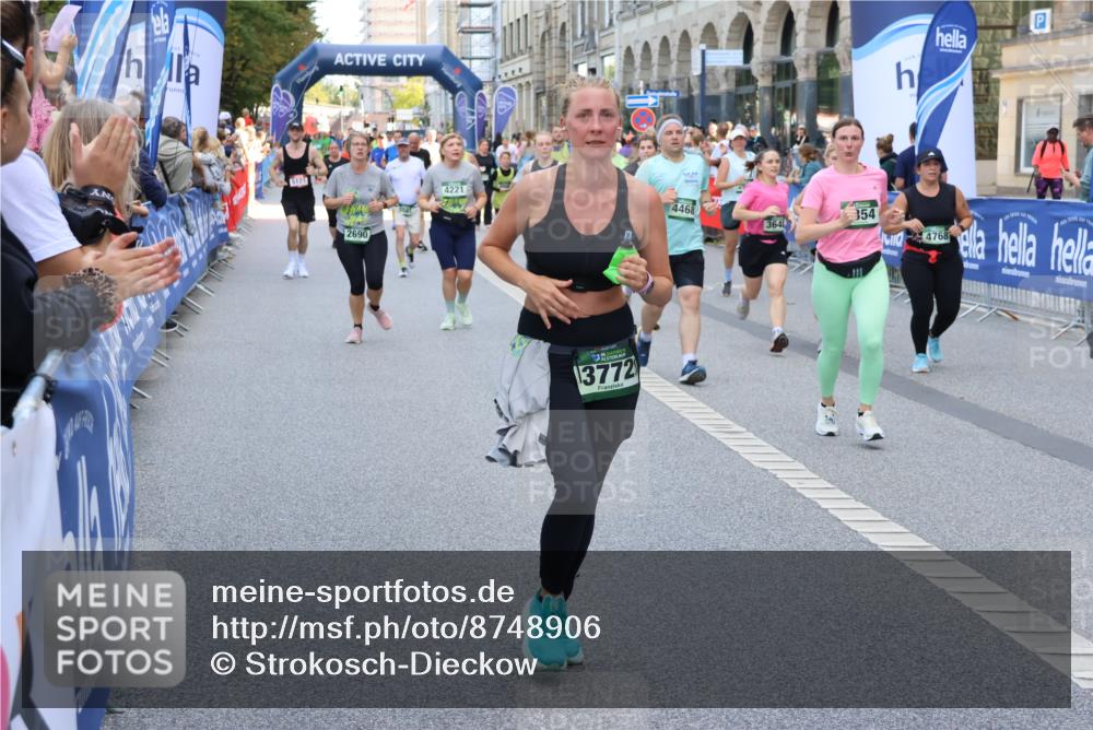 07.09.2025 - BARMER Alsterlauf Strokosch-Dieckow http://msf.ph/oto/8748906 07.09.2025 10:16:15 Ziel 2114, 2431, 2857, 3011, 3127, 3808, 3933, 4047, 4154, 4495, 4497, 4534, 4673, 4674, 5163, 5261, 5597, 5936, 6110, 8361, 8433 meine-sportfotos.de