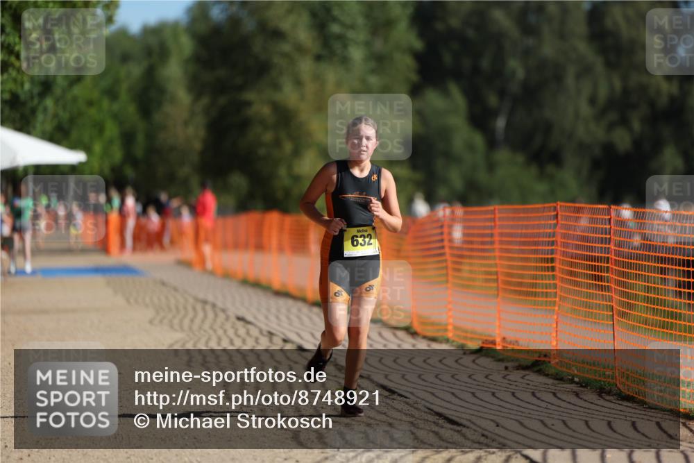 07.09.2025 - 19. Norderstedt Triathlon Michael Strokosch http://msf.ph/oto/8748921 07.09.2025 09:47:45 Laufen 632 meine-sportfotos.de
