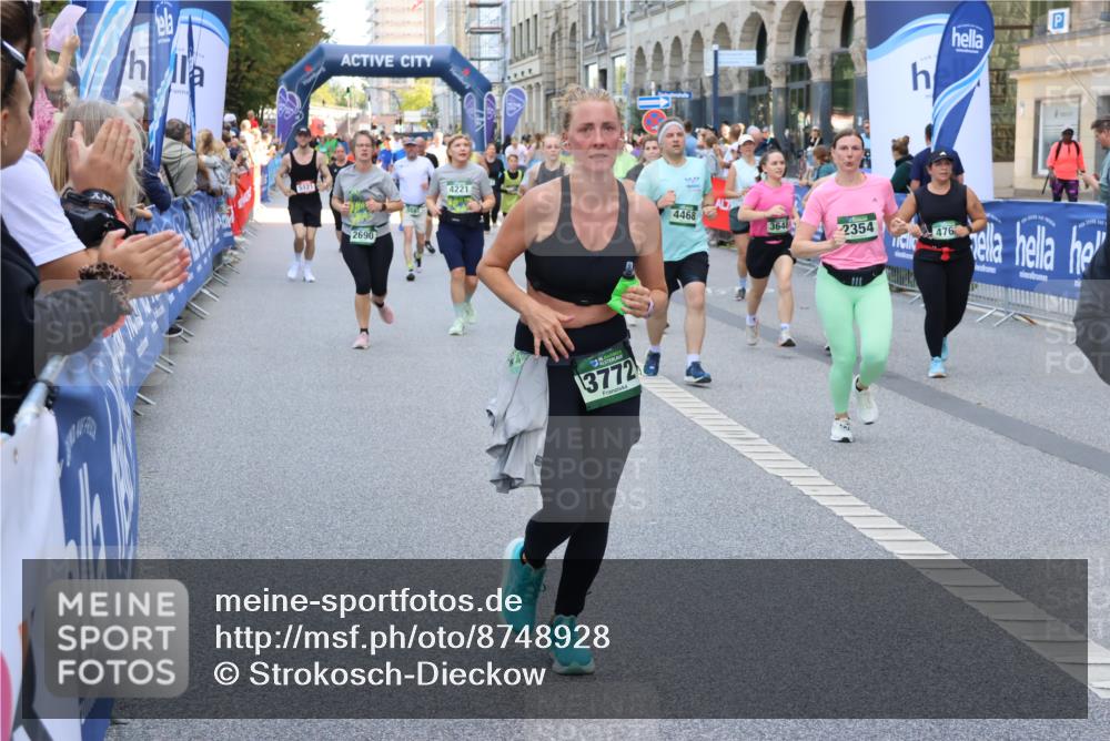 07.09.2025 - BARMER Alsterlauf Strokosch-Dieckow http://msf.ph/oto/8748928 07.09.2025 10:16:15 Ziel 2114, 2431, 2857, 3011, 3127, 3808, 3933, 4047, 4154, 4495, 4497, 4534, 4673, 4674, 5163, 5261, 5597, 5936, 6110, 8361, 8433 meine-sportfotos.de