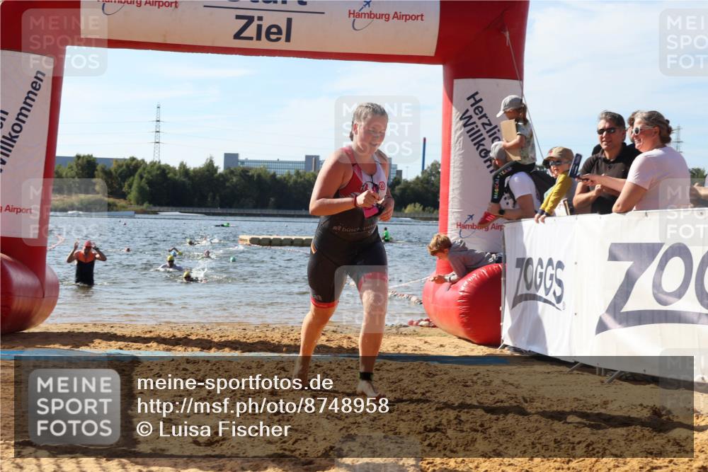 07.09.2025 - 19. Norderstedt Triathlon Luisa Fischer http://msf.ph/oto/8748958 07.09.2025 10:54:35 Schwimmen 199, 734, 1187, 1197, 1200 meine-sportfotos.de