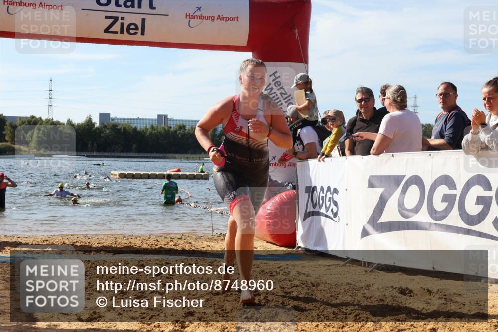 07.09.2025 - 19. Norderstedt Triathlon Luisa Fischer http://msf.ph/oto/8748960 07.09.2025 10:54:35 Schwimmen 199, 734, 1187, 1197, 1200 meine-sportfotos.de