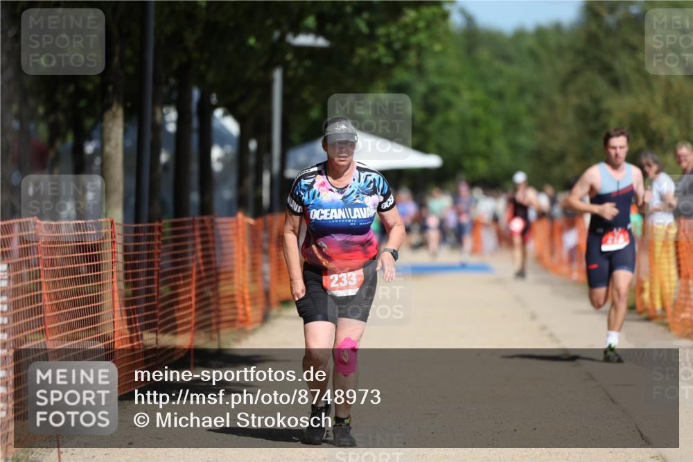 07.09.2025 - 19. Norderstedt Triathlon Michael Strokosch http://msf.ph/oto/8748973 07.09.2025 12:40:45 Laufen 218, 233, 709, 1392 meine-sportfotos.de