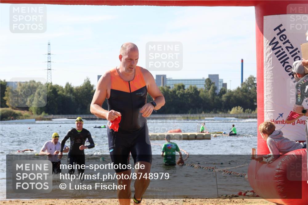 07.09.2025 - 19. Norderstedt Triathlon Luisa Fischer http://msf.ph/oto/8748979 07.09.2025 10:54:44 Schwimmen 771, 833, 1197 meine-sportfotos.de