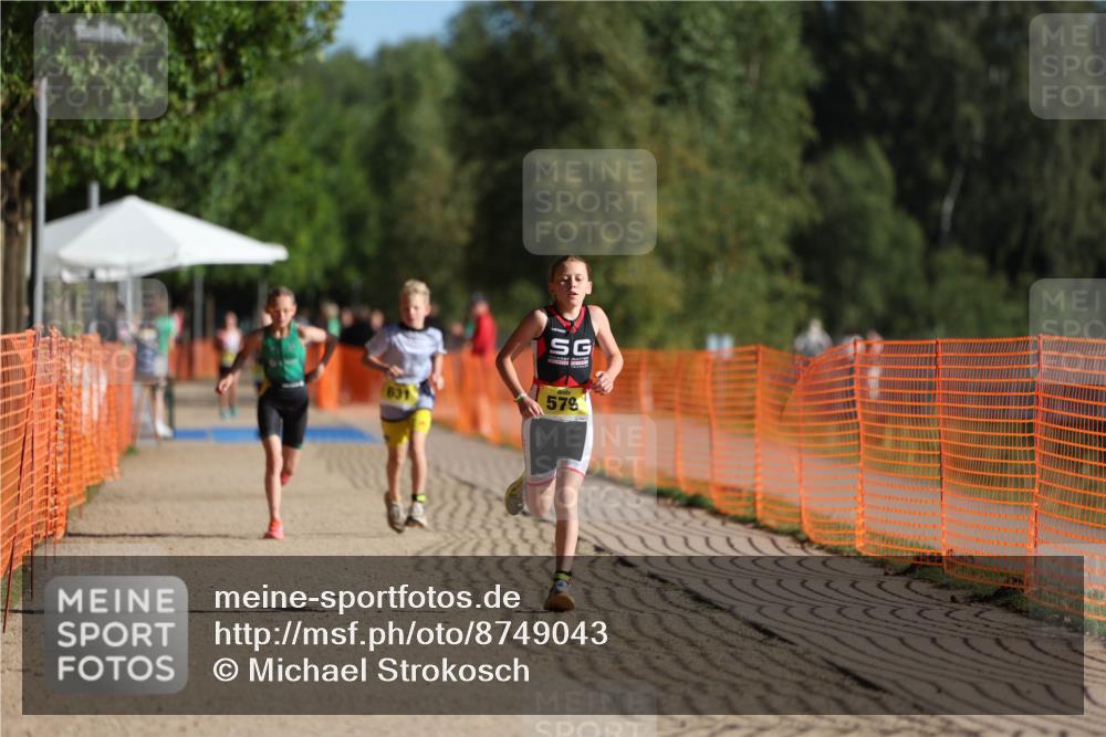07.09.2025 - 19. Norderstedt Triathlon Michael Strokosch http://msf.ph/oto/8749043 07.09.2025 09:48:12 Laufen 579 meine-sportfotos.de