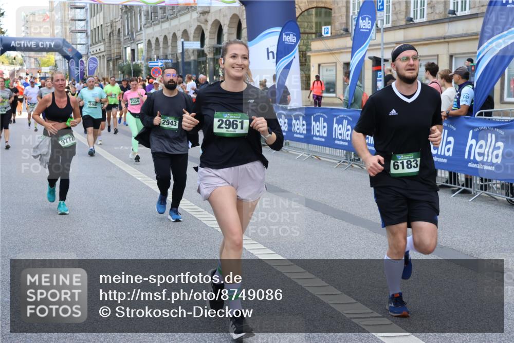 07.09.2025 - BARMER Alsterlauf Strokosch-Dieckow http://msf.ph/oto/8749086 07.09.2025 10:16:12 Ziel 2114, 2431, 2638, 2849, 2857, 3011, 3127, 3582, 3808, 3933, 4047, 4154, 4495, 4497, 4534, 4673, 4674, 5163, 5261, 5360, 5597, 5936, 6110, 6247, 8361, 8433 meine-sportfotos.de