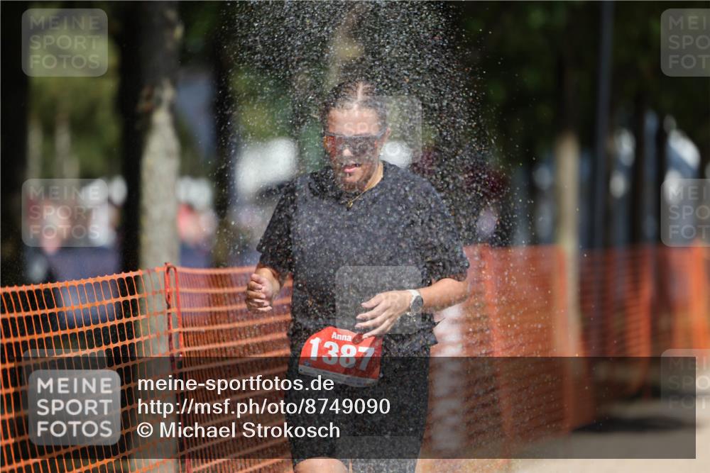 07.09.2025 - 19. Norderstedt Triathlon Michael Strokosch http://msf.ph/oto/8749090 07.09.2025 12:40:57 Laufen 802, 1387 meine-sportfotos.de