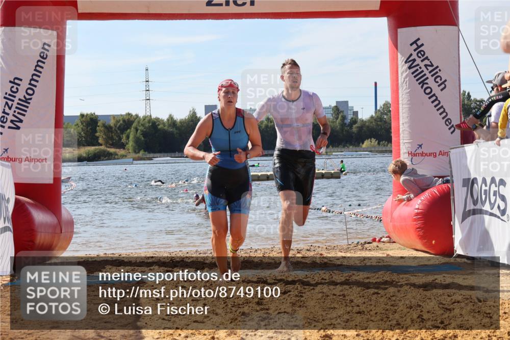 07.09.2025 - 19. Norderstedt Triathlon Luisa Fischer http://msf.ph/oto/8749100 07.09.2025 10:55:14 Schwimmen 276, 306, 834, 1159, 1181, 1183, 1257 meine-sportfotos.de