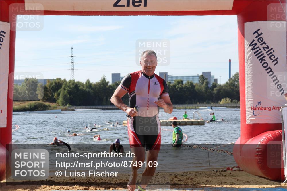 07.09.2025 - 19. Norderstedt Triathlon Luisa Fischer http://msf.ph/oto/8749109 07.09.2025 10:55:26 Schwimmen 276, 834, 1236 meine-sportfotos.de