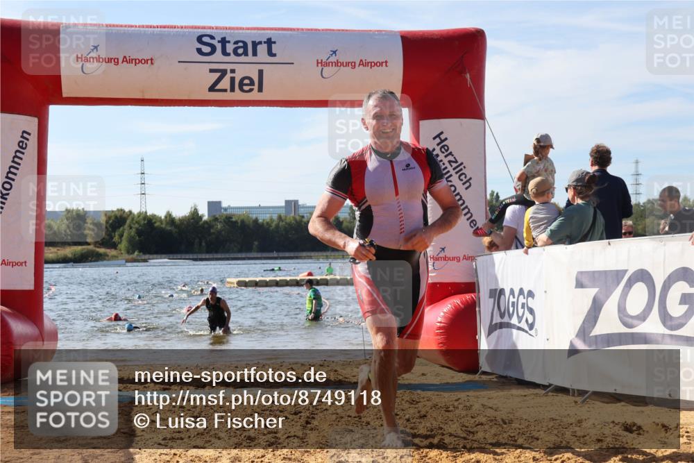07.09.2025 - 19. Norderstedt Triathlon Luisa Fischer http://msf.ph/oto/8749118 07.09.2025 10:55:27 Schwimmen 276, 1236 meine-sportfotos.de