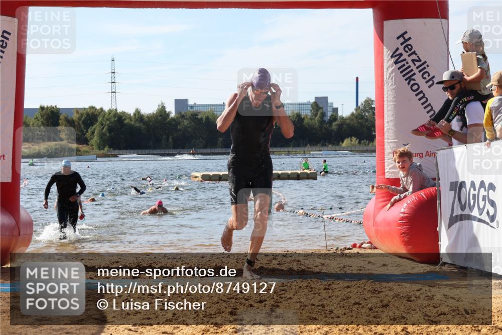 07.09.2025 - 19. Norderstedt Triathlon Luisa Fischer http://msf.ph/oto/8749127 07.09.2025 10:55:34 Schwimmen 774, 796, 1219, 1236 meine-sportfotos.de