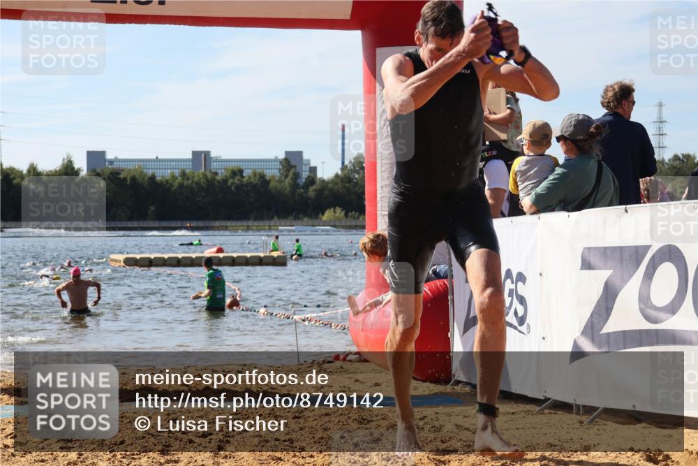 07.09.2025 - 19. Norderstedt Triathlon Luisa Fischer http://msf.ph/oto/8749142 07.09.2025 10:55:35 Schwimmen 774, 796, 1219, 1236 meine-sportfotos.de