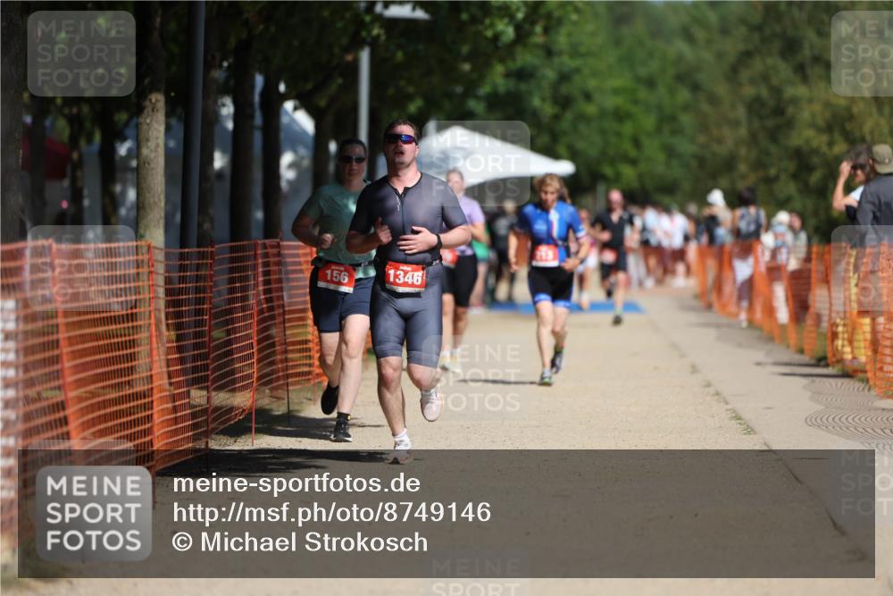 07.09.2025 - 19. Norderstedt Triathlon Michael Strokosch http://msf.ph/oto/8749146 07.09.2025 12:41:08 Laufen 156, 1346 meine-sportfotos.de