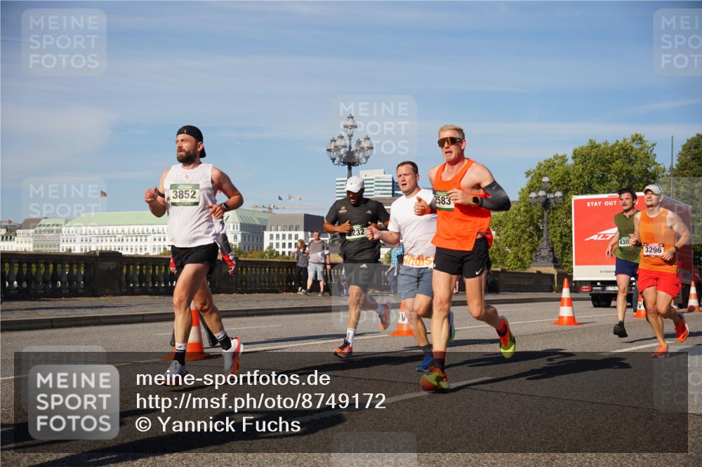 07.09.2025 - BARMER Alsterlauf Yannick Fuchs http://msf.ph/oto/8749172 07.09.2025 09:33:50 Laufen 3852, 232, 2583, 430, 3296 meine-sportfotos.de
