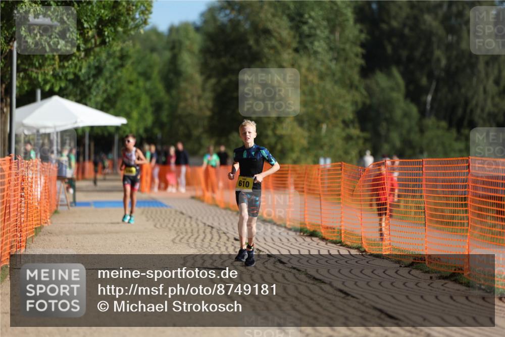 07.09.2025 - 19. Norderstedt Triathlon Michael Strokosch http://msf.ph/oto/8749181 07.09.2025 09:48:25 Laufen 580, 610, 631 meine-sportfotos.de