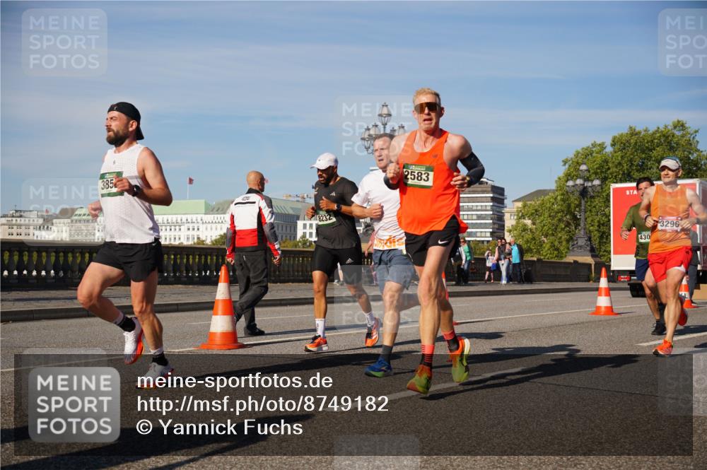 07.09.2025 - BARMER Alsterlauf Yannick Fuchs http://msf.ph/oto/8749182 07.09.2025 09:33:50 Laufen 65, 65, 65, 385, 8232, 2583, 430, 3296 meine-sportfotos.de