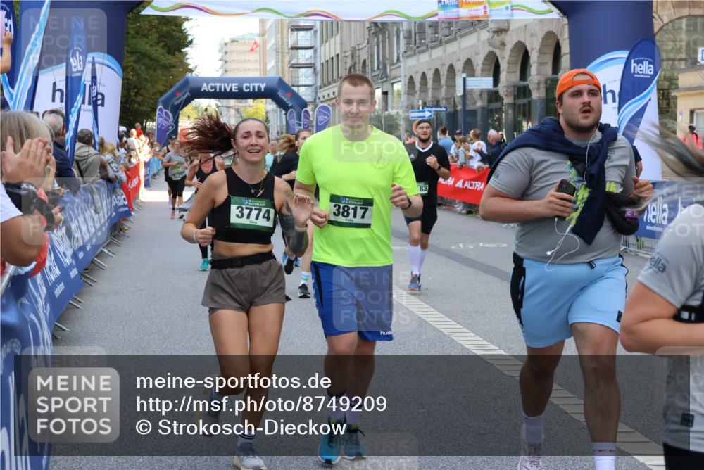 07.09.2025 - BARMER Alsterlauf Strokosch-Dieckow http://msf.ph/oto/8749209 07.09.2025 10:16:09 Ziel 2114, 2431, 2638, 2849, 2857, 3011, 3127, 3582, 3808, 3933, 4047, 4154, 4495, 4497, 4534, 4673, 4674, 5261, 5360, 5597, 5737, 5936, 6110, 6247, 8361, 8433 meine-sportfotos.de