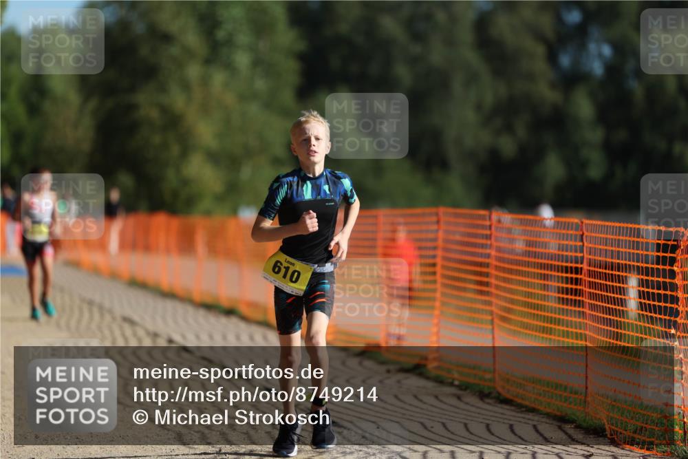 07.09.2025 - 19. Norderstedt Triathlon Michael Strokosch http://msf.ph/oto/8749214 07.09.2025 09:48:29 Laufen 610 meine-sportfotos.de