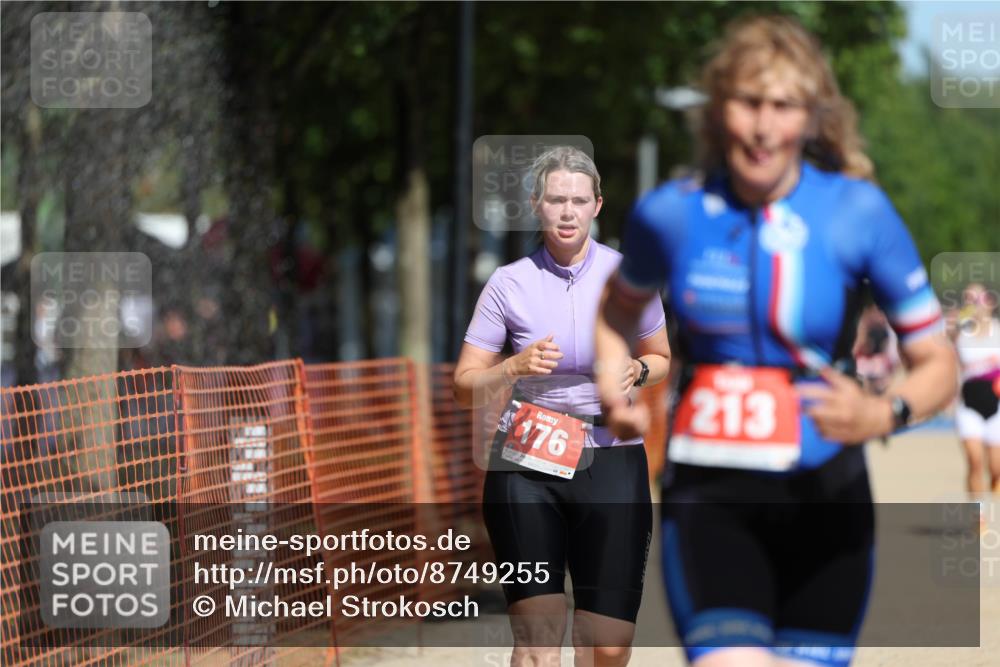 07.09.2025 - 19. Norderstedt Triathlon Michael Strokosch http://msf.ph/oto/8749255 07.09.2025 12:41:19 Laufen 176, 213, 767, 1296 meine-sportfotos.de