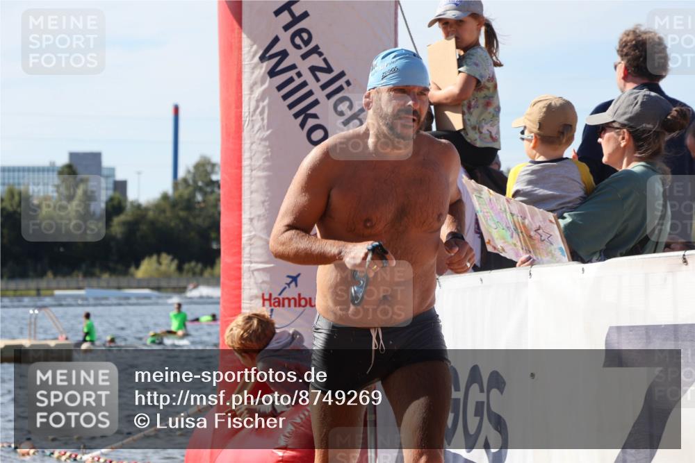 07.09.2025 - 19. Norderstedt Triathlon Luisa Fischer http://msf.ph/oto/8749269 07.09.2025 10:56:20 Schwimmen 203, 760, 1194, 1206, 1308, 1314 meine-sportfotos.de