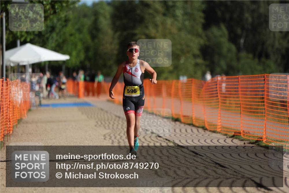 07.09.2025 - 19. Norderstedt Triathlon Michael Strokosch http://msf.ph/oto/8749270 07.09.2025 09:48:35 Laufen 596, 610 meine-sportfotos.de