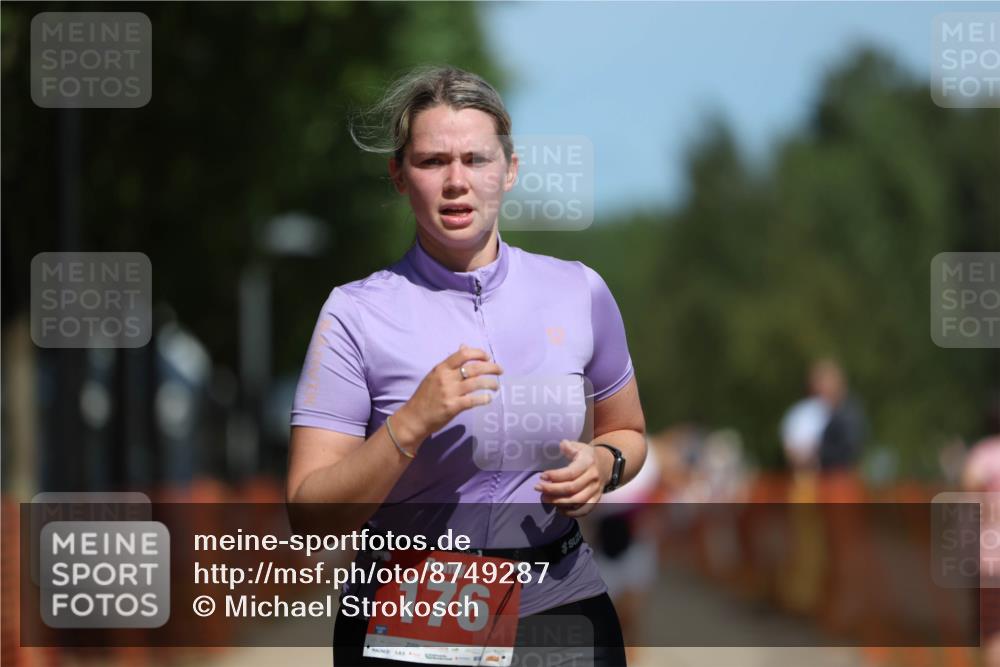 07.09.2025 - 19. Norderstedt Triathlon Michael Strokosch http://msf.ph/oto/8749287 07.09.2025 12:41:21 Laufen 176, 213, 767, 1296 meine-sportfotos.de