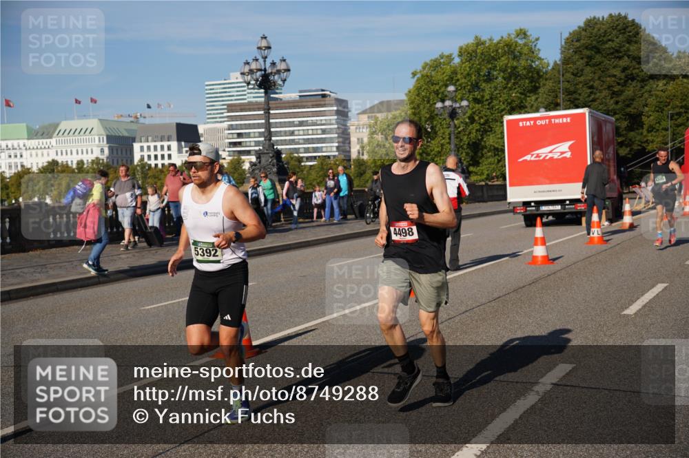 07.09.2025 - BARMER Alsterlauf Yannick Fuchs http://msf.ph/oto/8749288 07.09.2025 09:33:55 Laufen 5392, 4498 meine-sportfotos.de